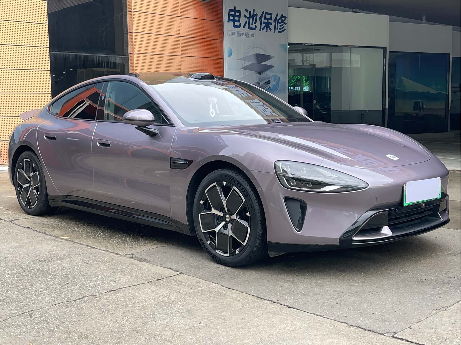 Xiaomi SU7, 2025 3