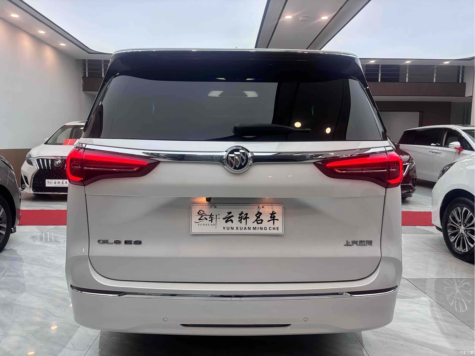 Buick GL8, 2022 4