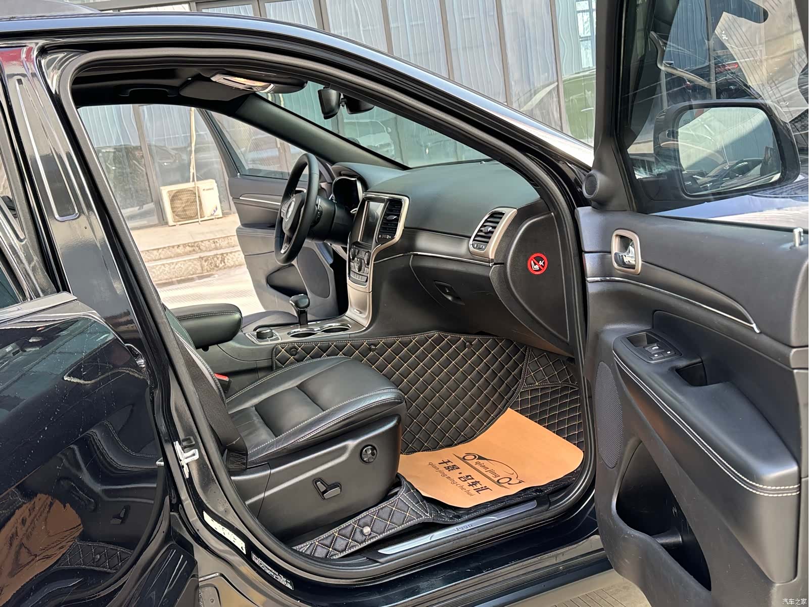 Jeep Grand Cherokee, 2016 17