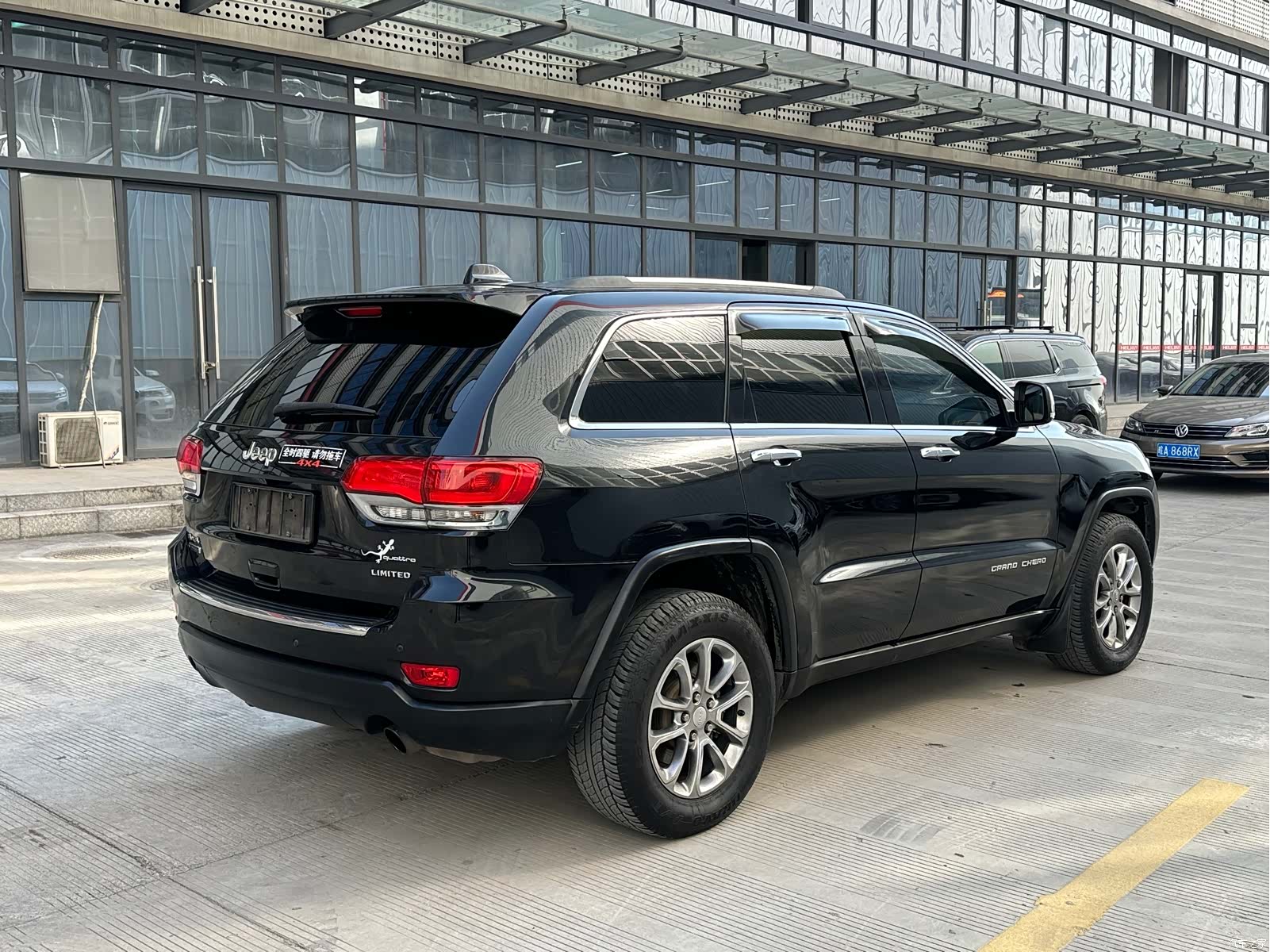 Jeep Grand Cherokee, 2016 4
