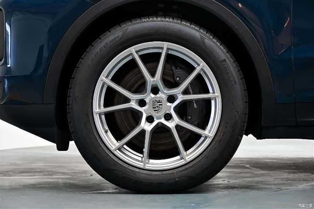 Porsche Cayenne, 2024 13