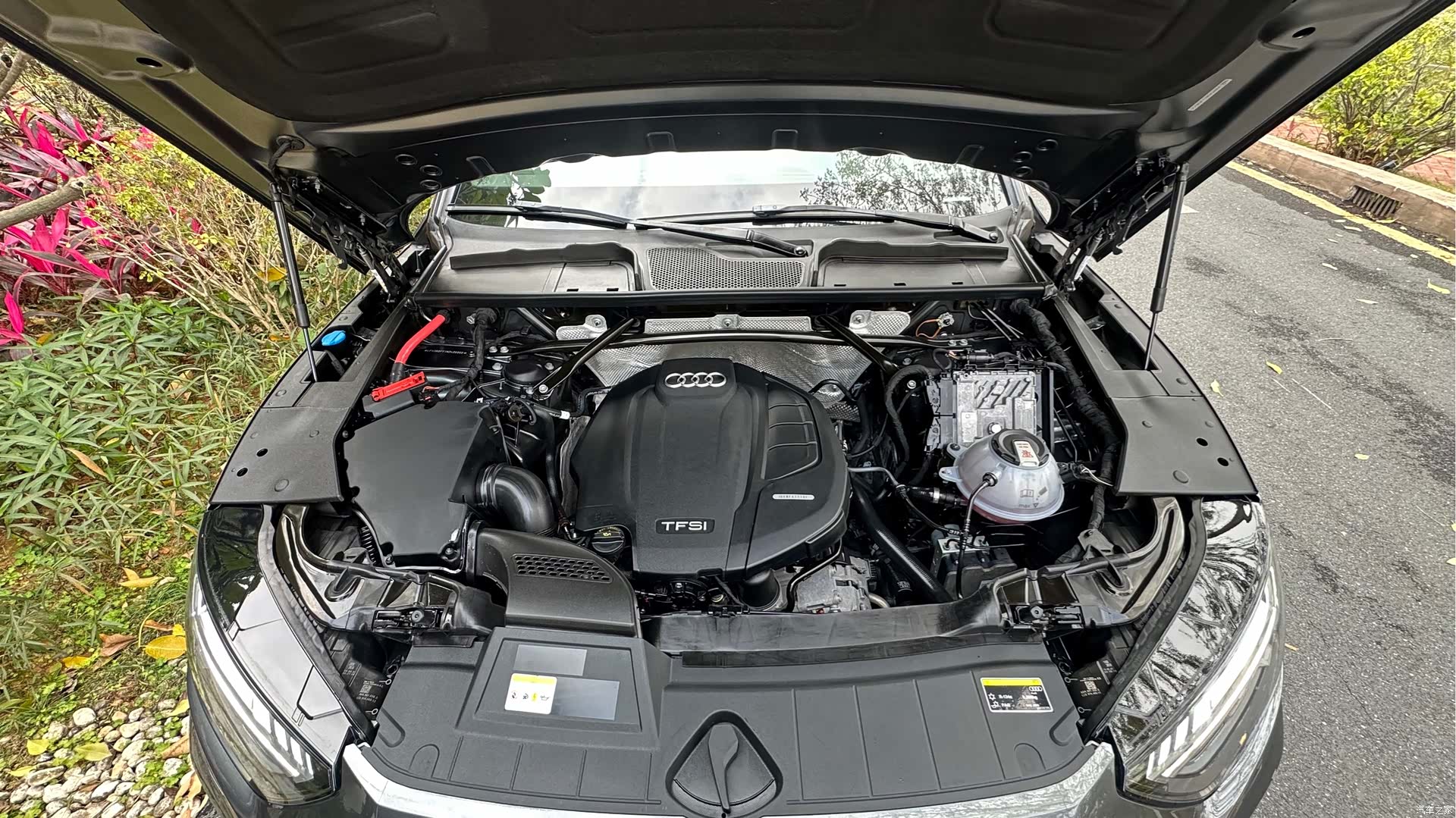 Audi Q5L, 2021 10