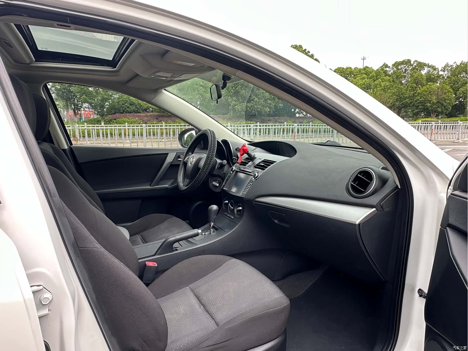 Mazda 3, 2012 16