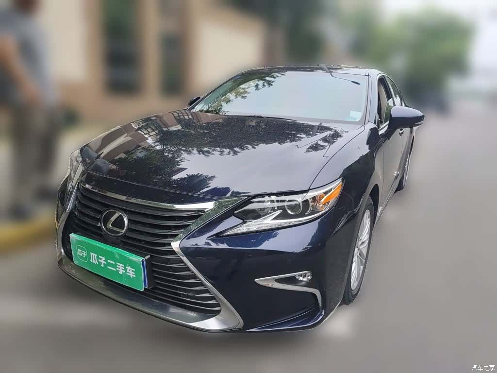 Lexus ES, 2017 1