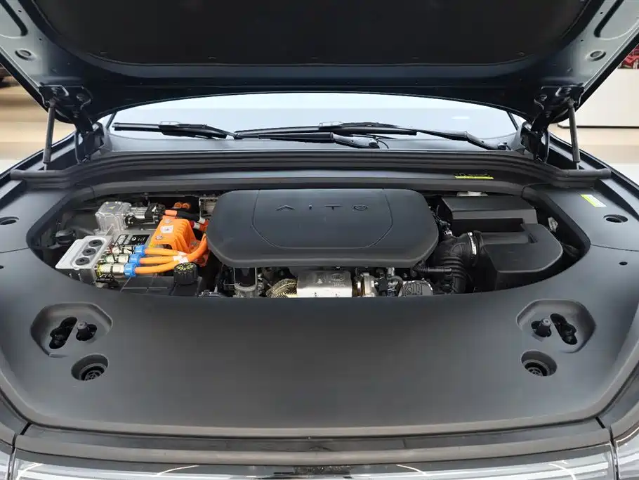 AITO Ask the world M9