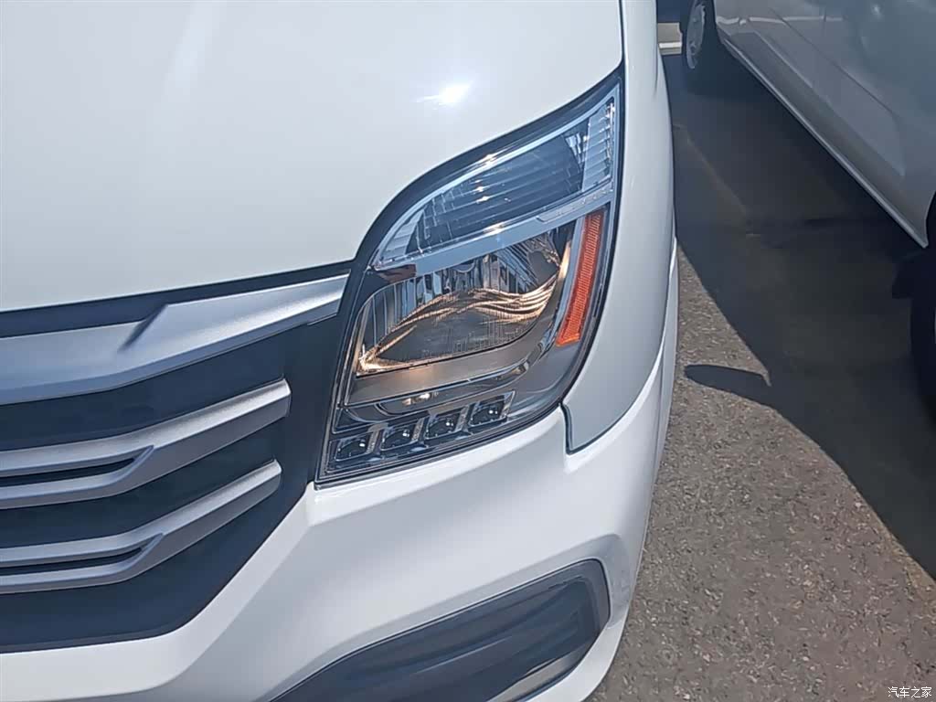 Maxus V80, 2019 24