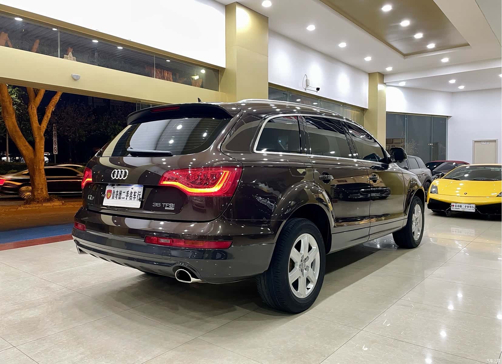 Audi Q7, 2013 3
