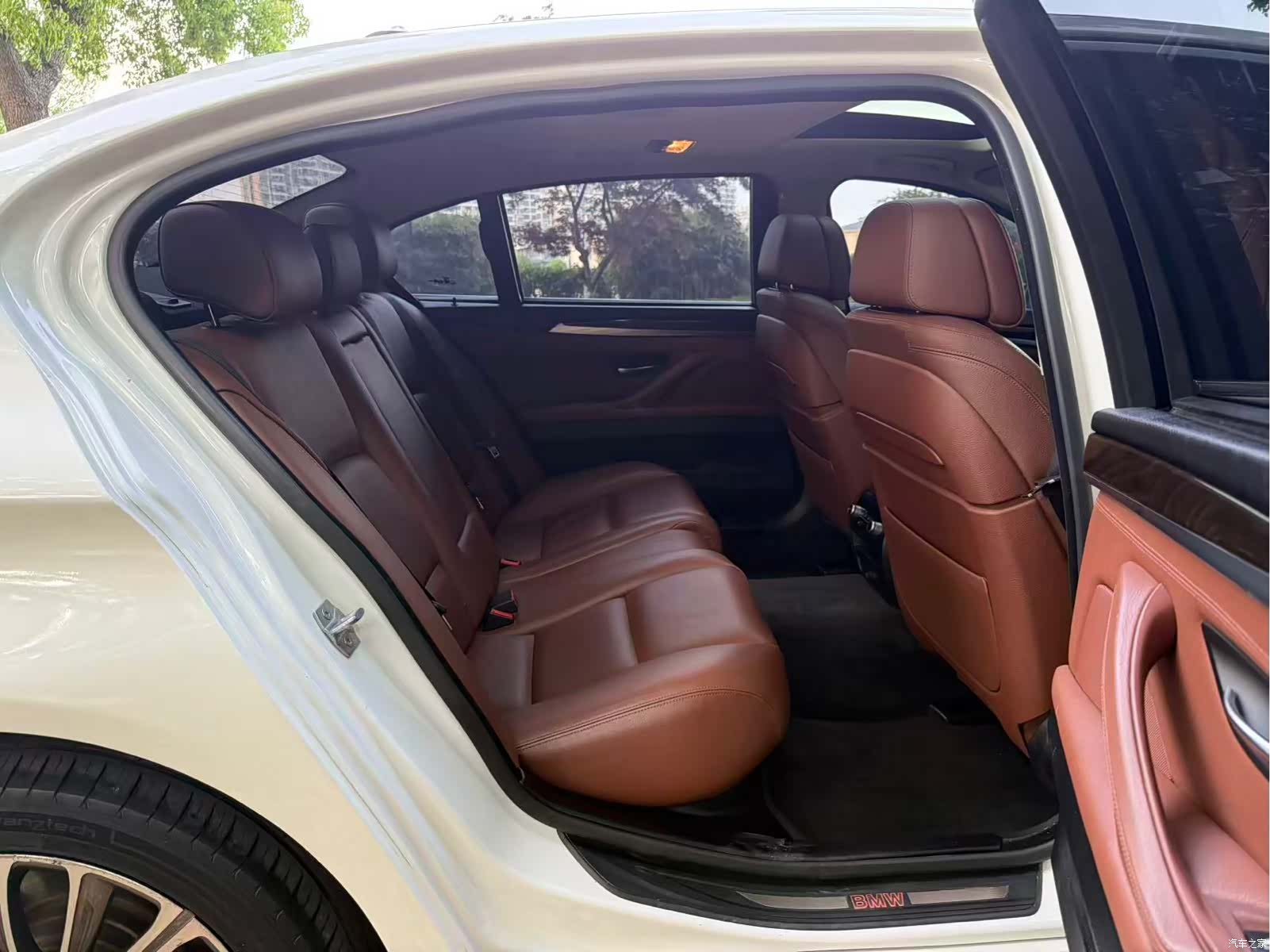 BMW 5 Series, 2015 33