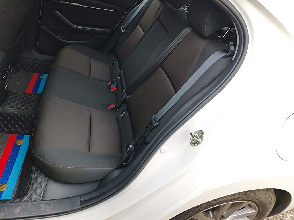 Mazda Mazda3, 2024 15