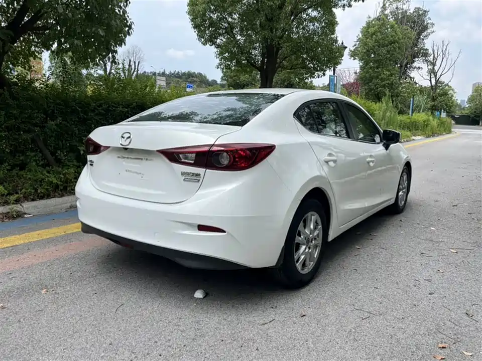 Mazda 3 Angkesaila