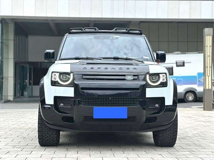 Land Rover Defender, 2022 2