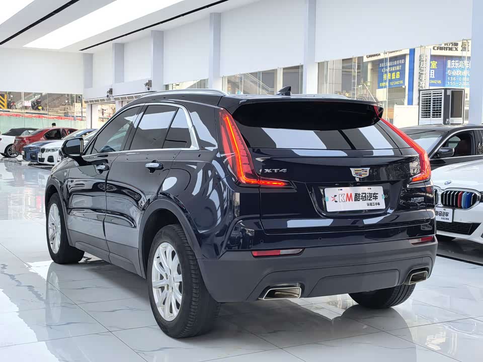 Cadillac XT4