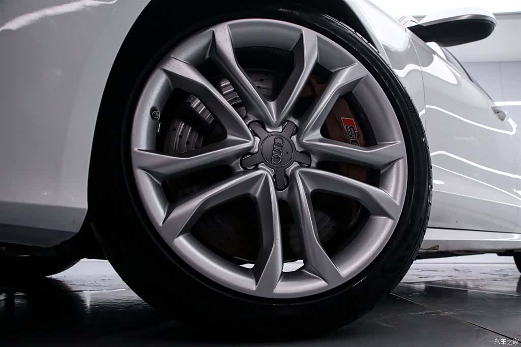 Audi S6, 2015 16