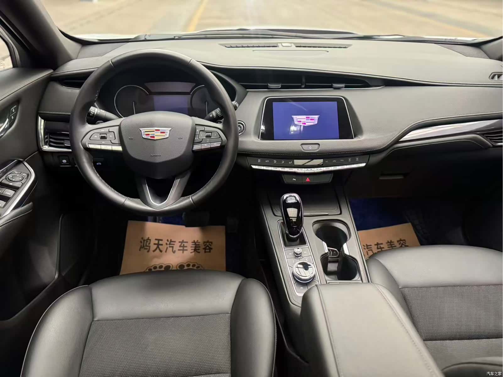 Cadillac XT4, 2022 6