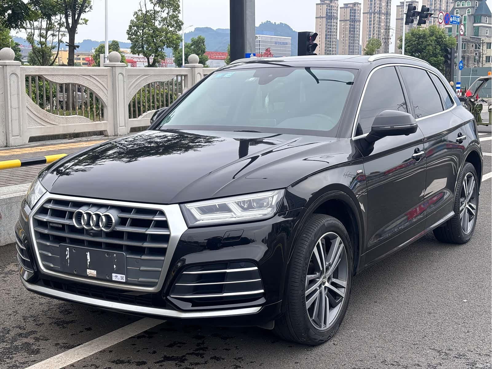 Audi Q5L, 2020 1
