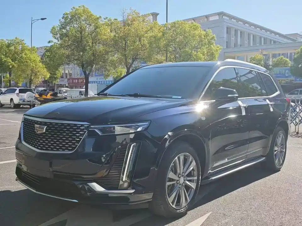 Cadillac XT6