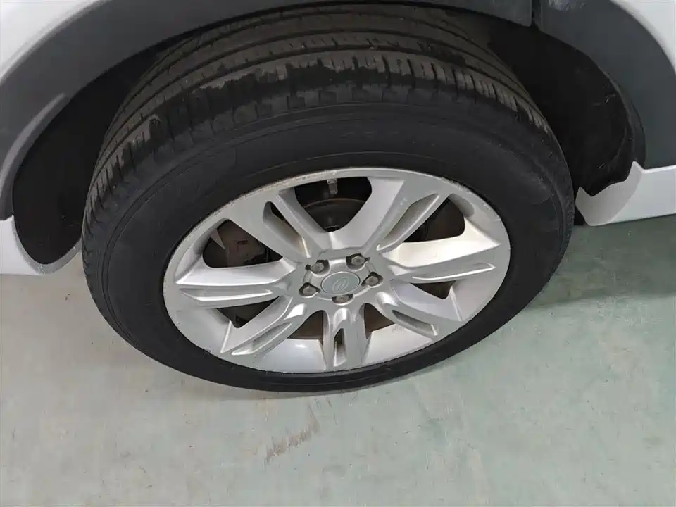 Land Rover Range Rover Aurora