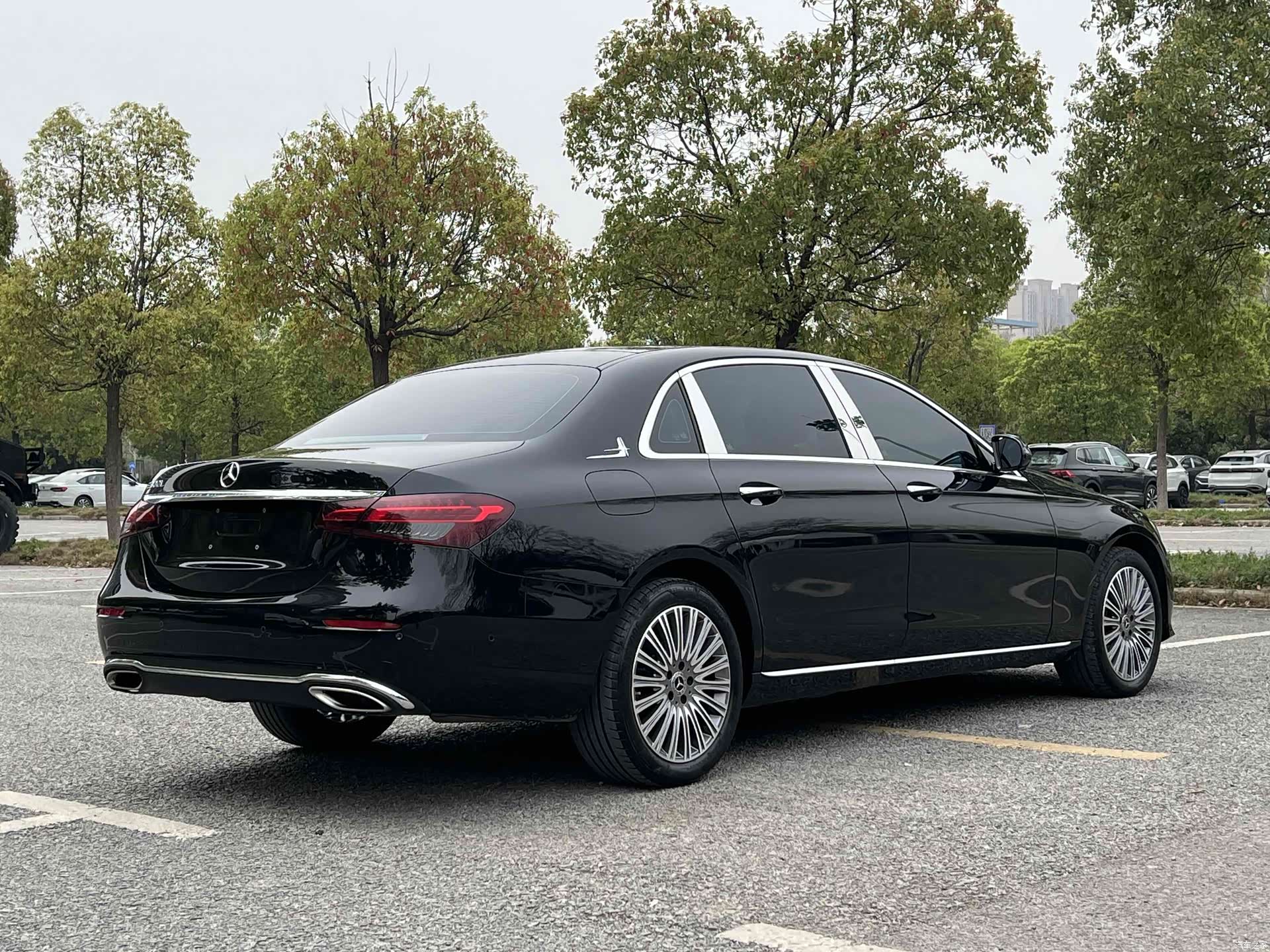 Mercedes-Benz E-Class, 2023 15