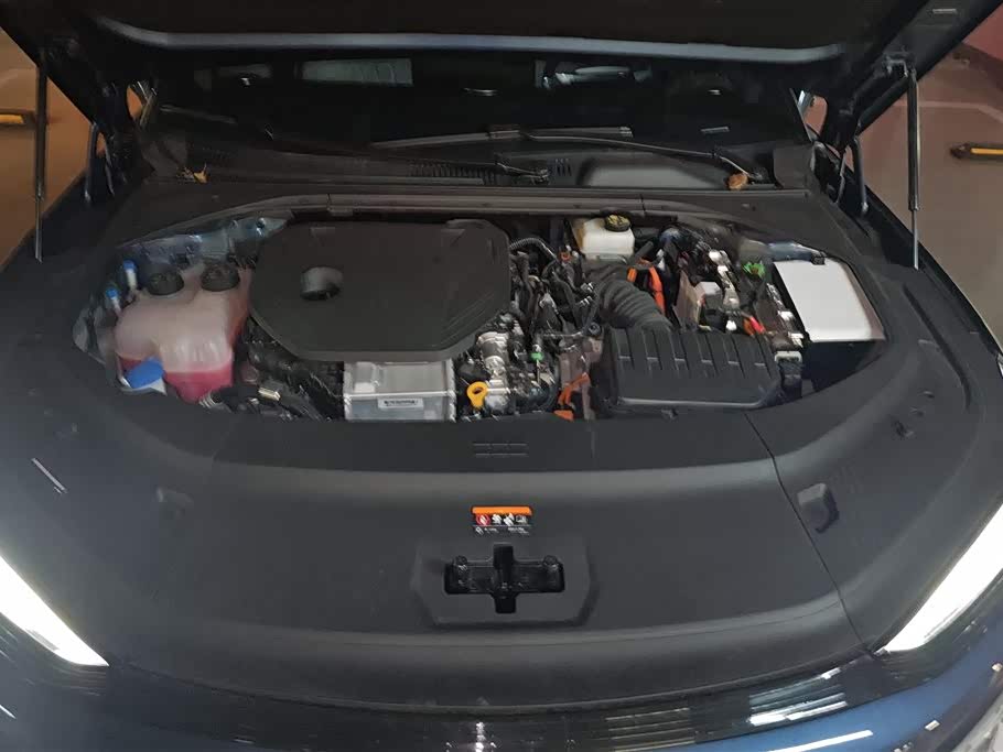 Geely Galaxy Galaxy Sparkle 8