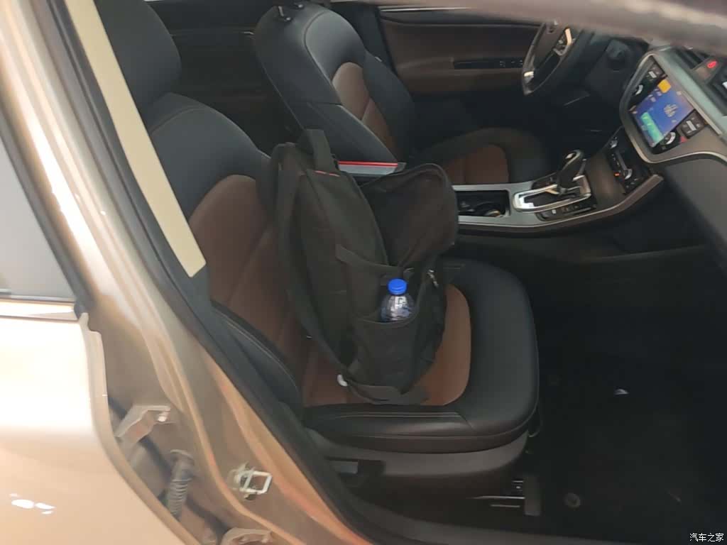 Geely Emgrand, 2017 25