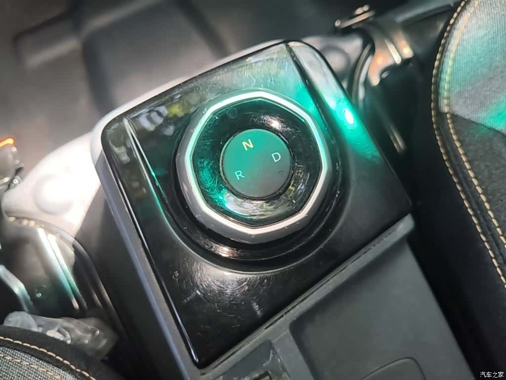 YuanCheng V6E, 2025 14