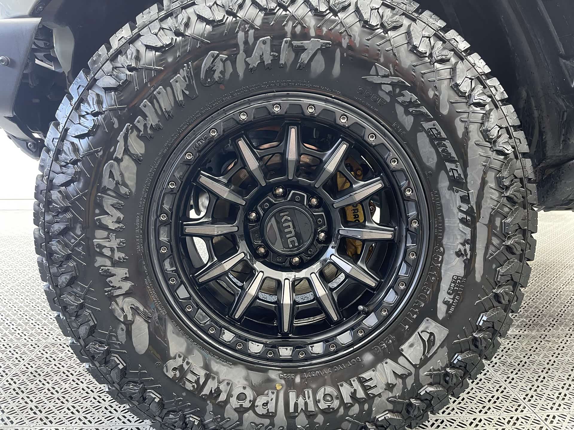 Ford Bronco, 2024 4