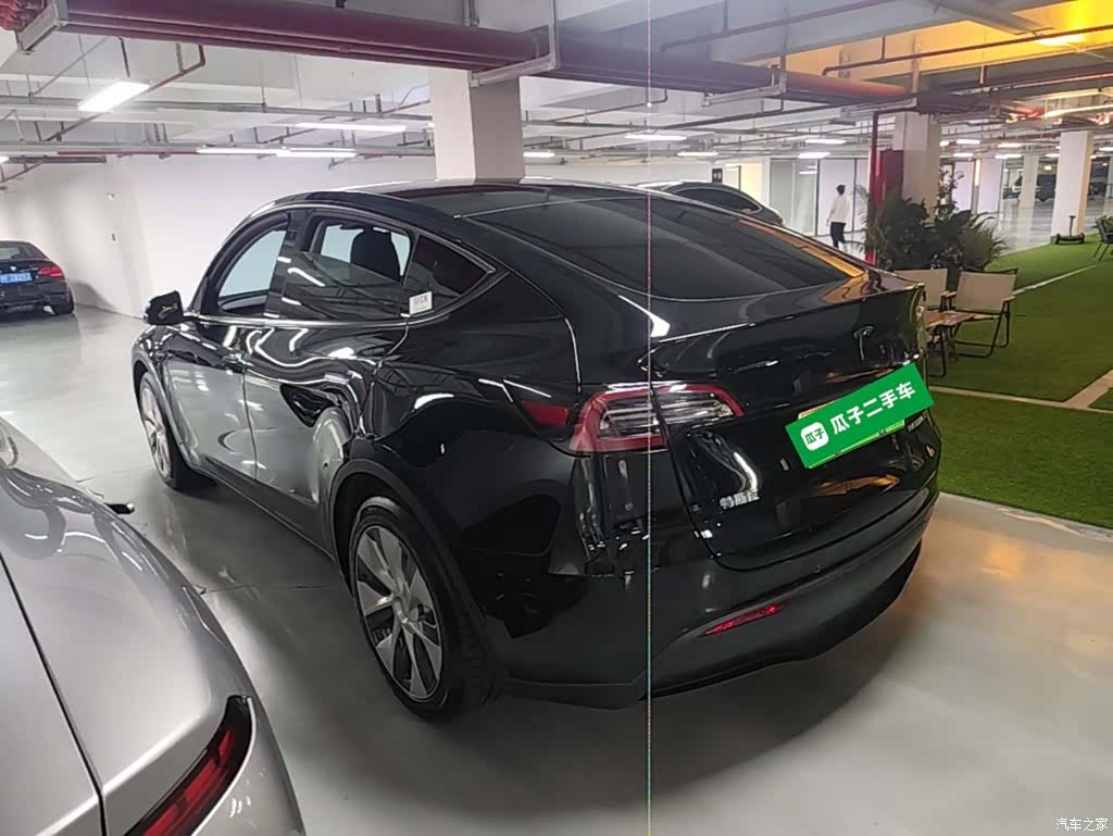 Tesla Model Y, 2022 23