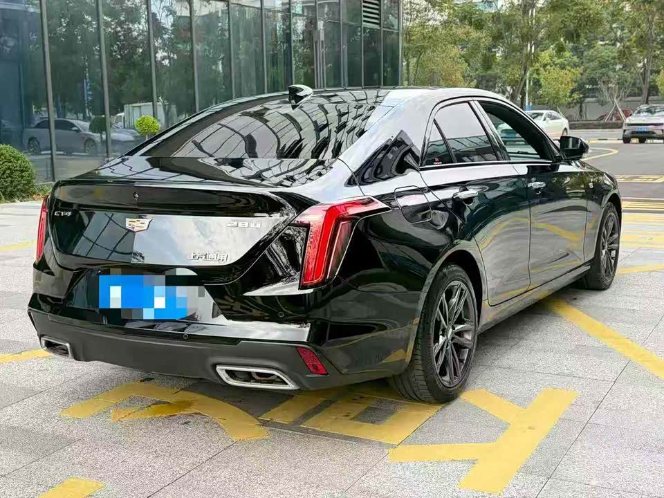 Cadillac CT4