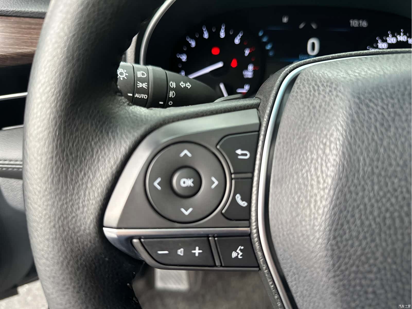 Toyota Avalon, 2023 11