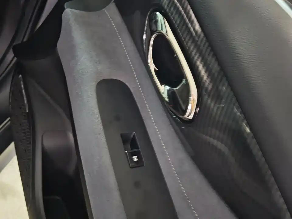 Trumpchi Shadow Leopard