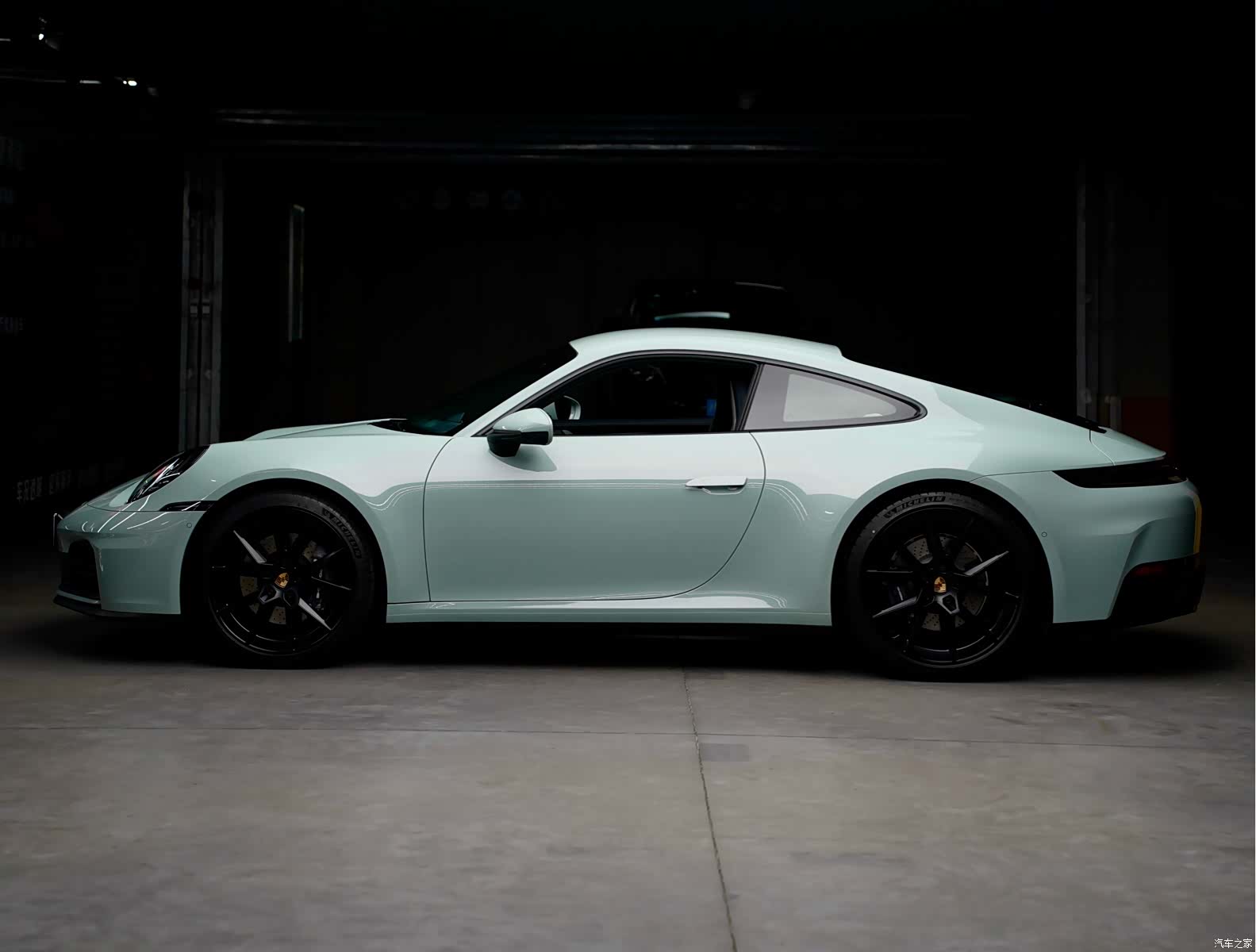 Porsche 911, 2025 3