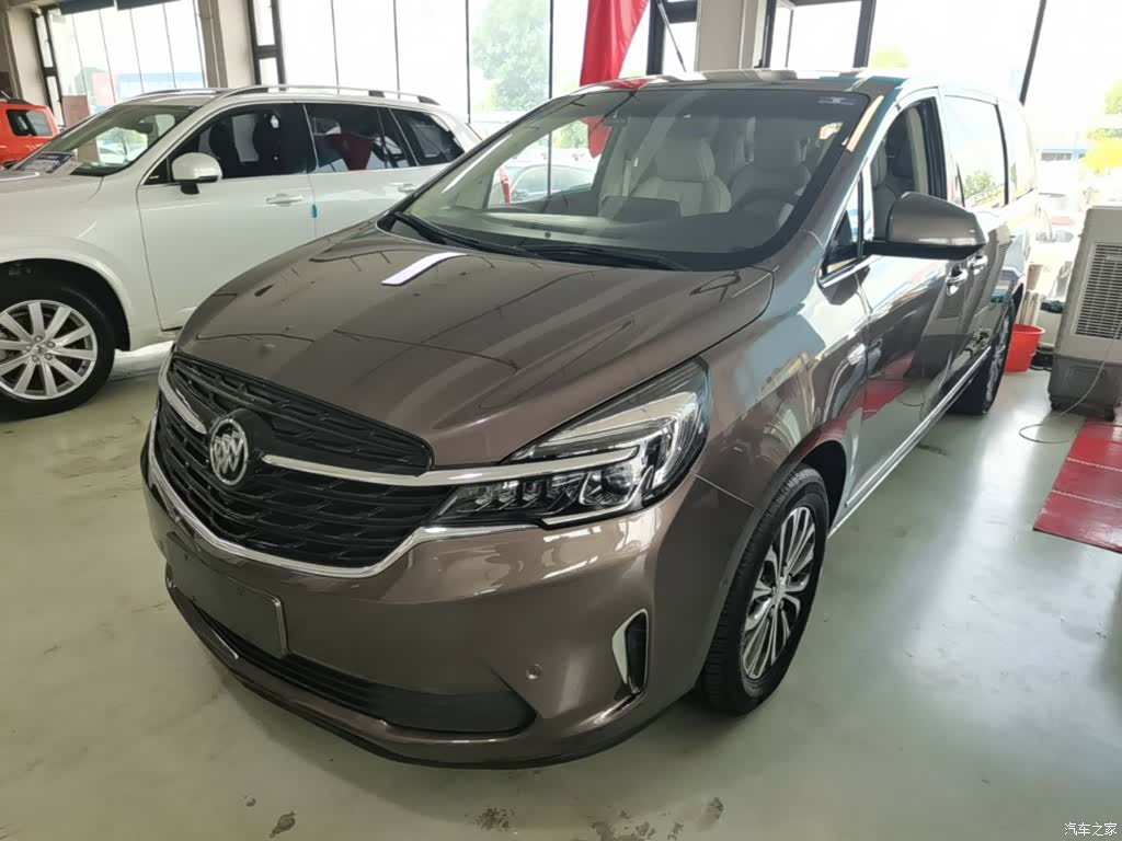 Buick GL8, 2021 2