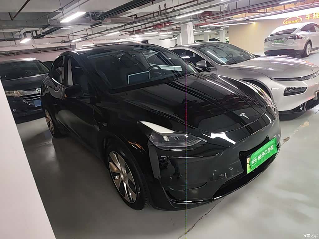 Tesla Model Y, 2022 22