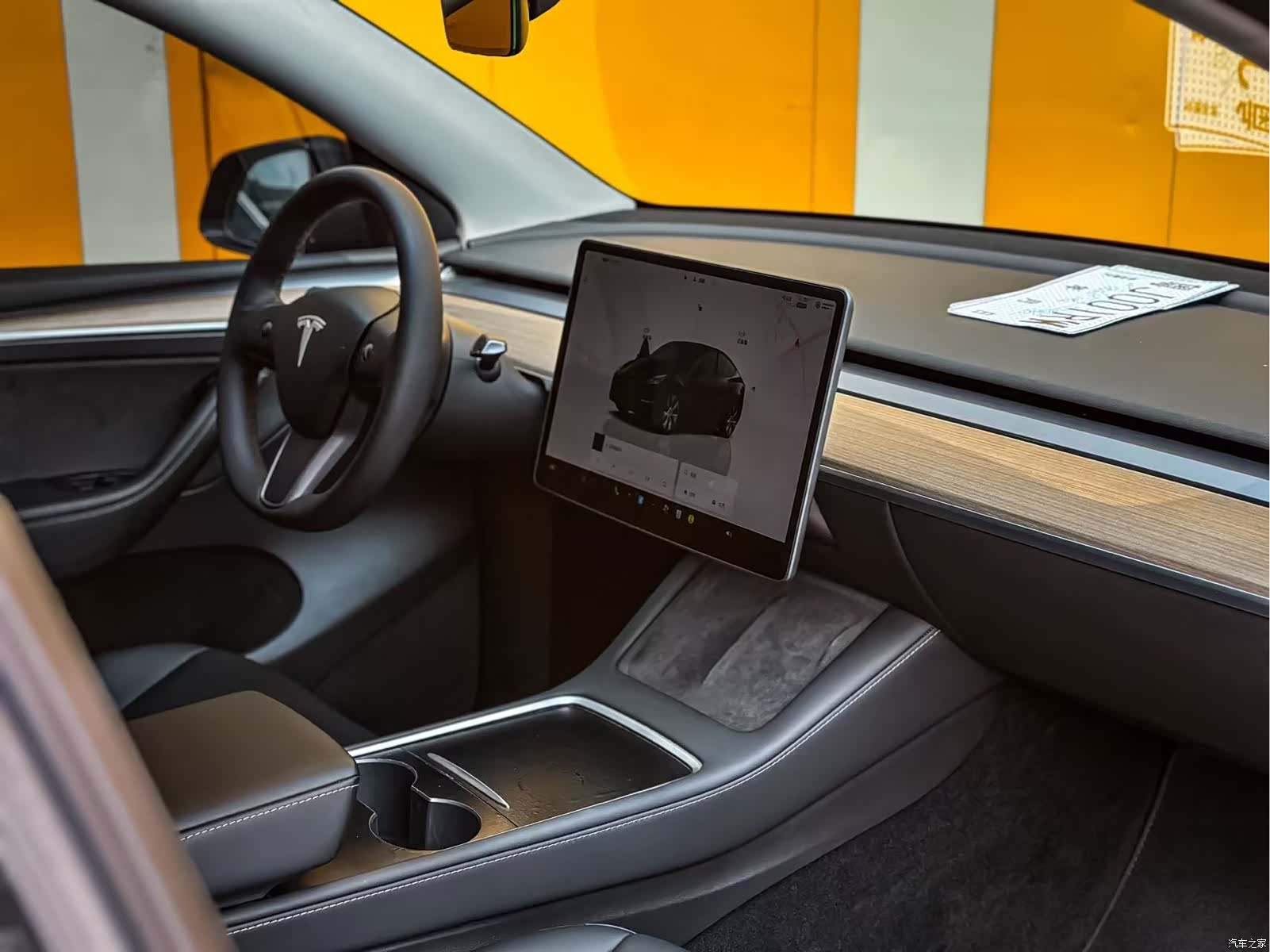 Tesla Model Y, 2022 8