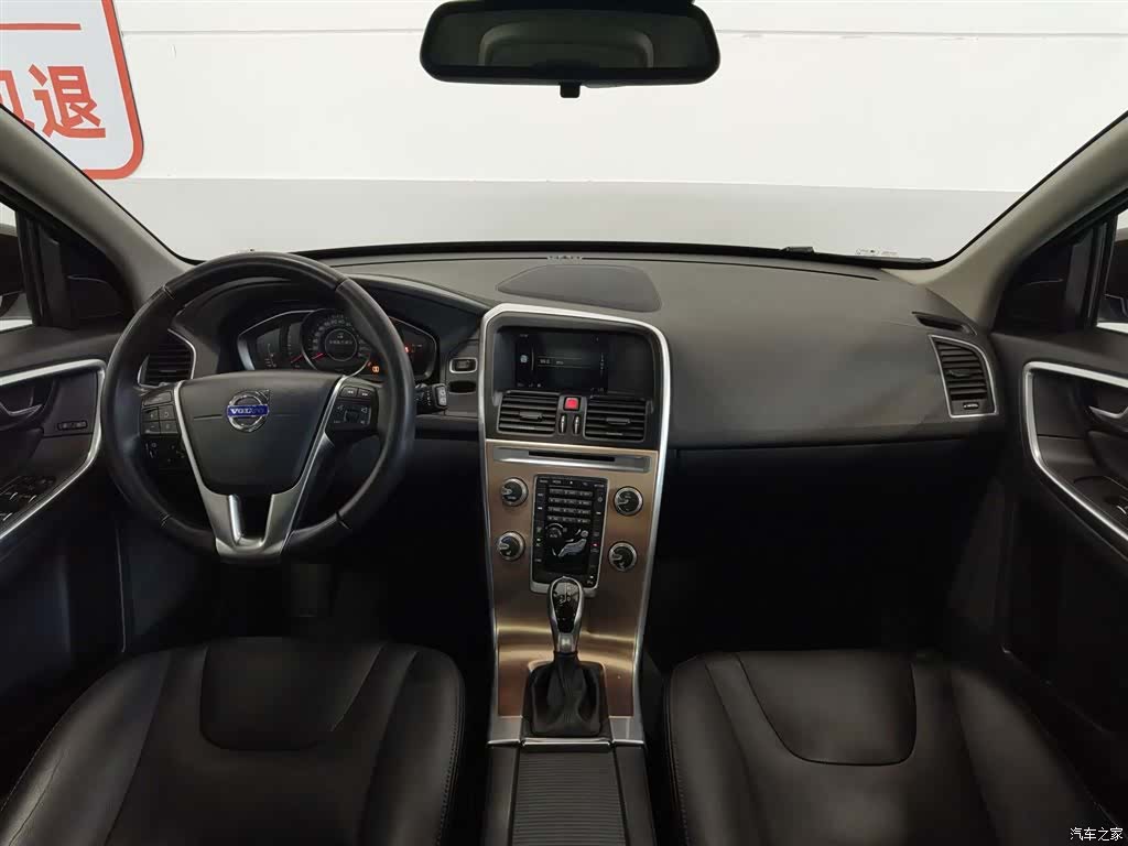 Volvo XC60, 2017 все фото