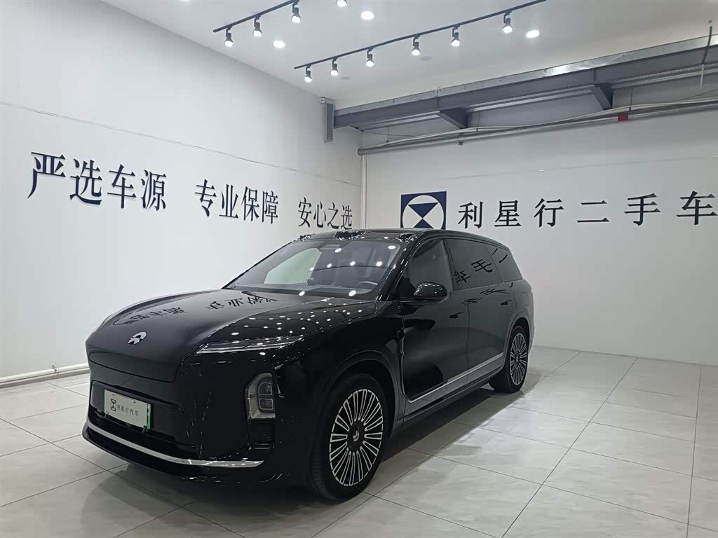 NIO ES8