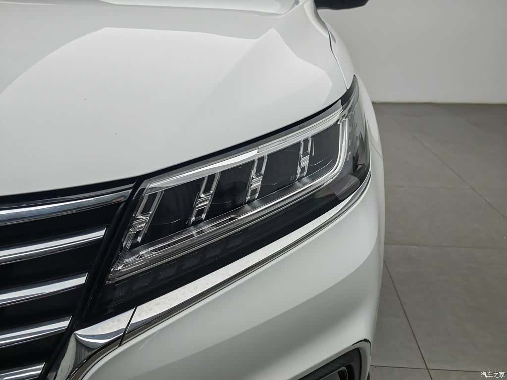 Roewe RX5, 2019 7