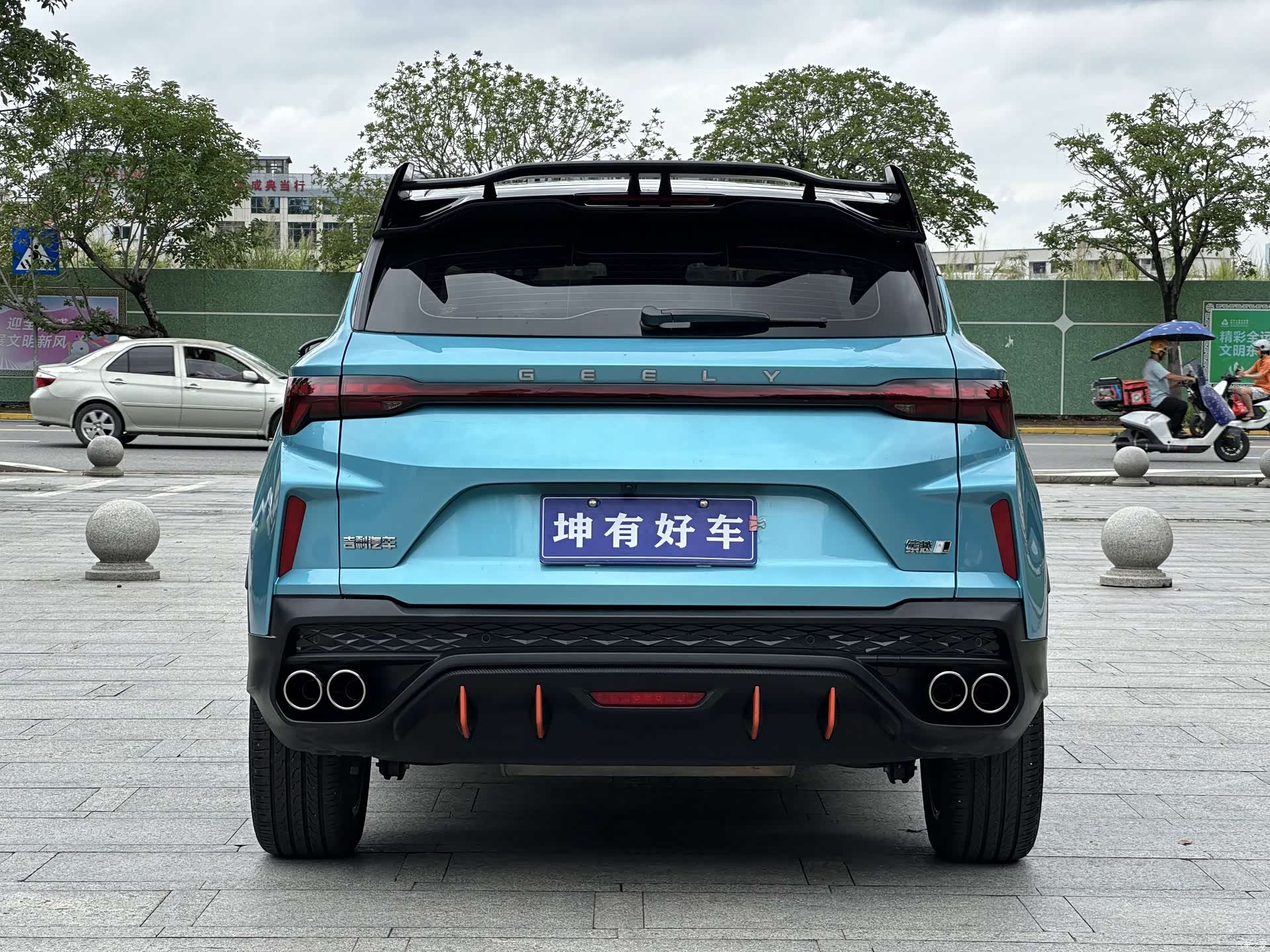 Geely Coolray, 2022 все фото