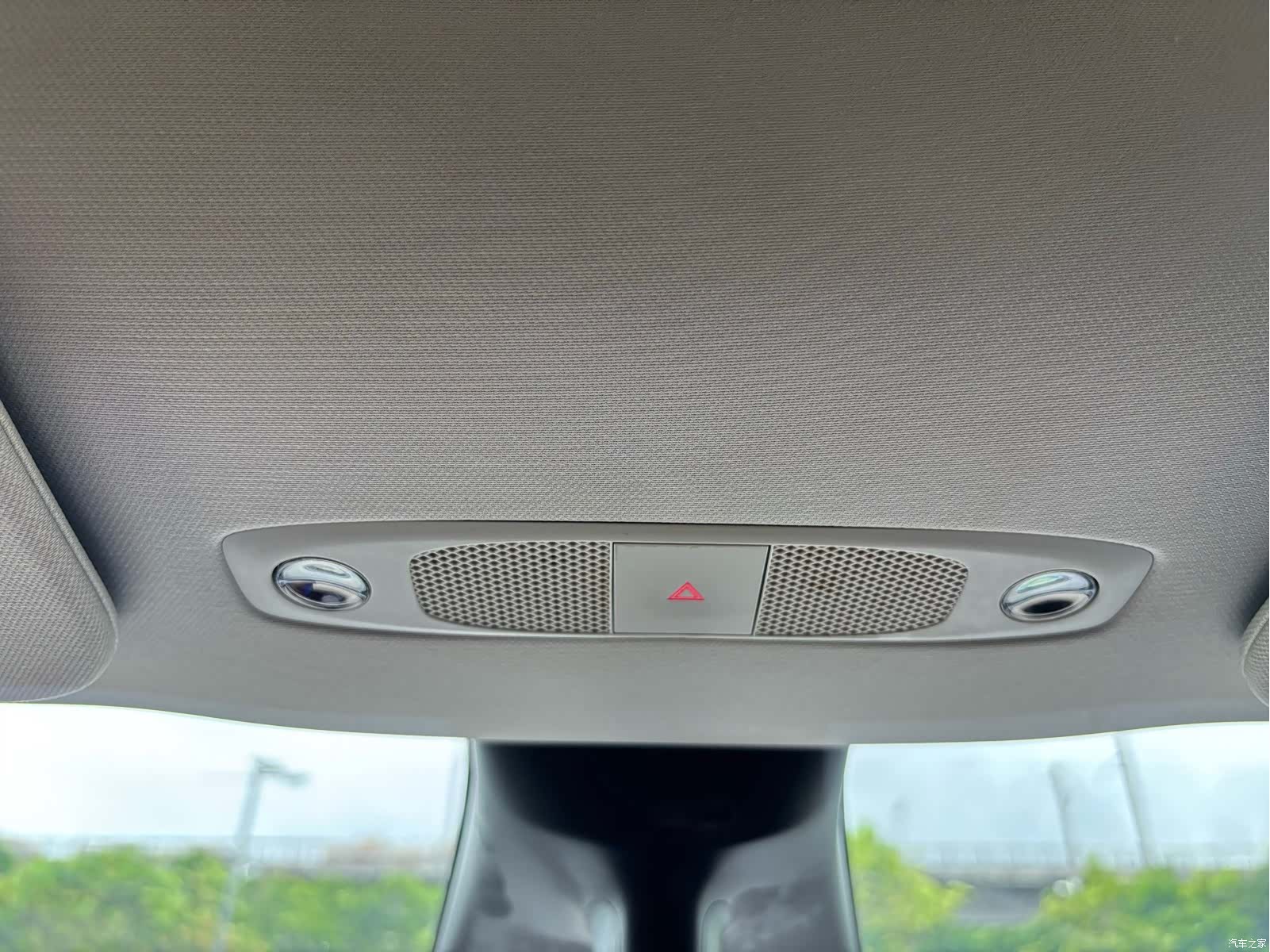 Tesla Model Y, 2021 24