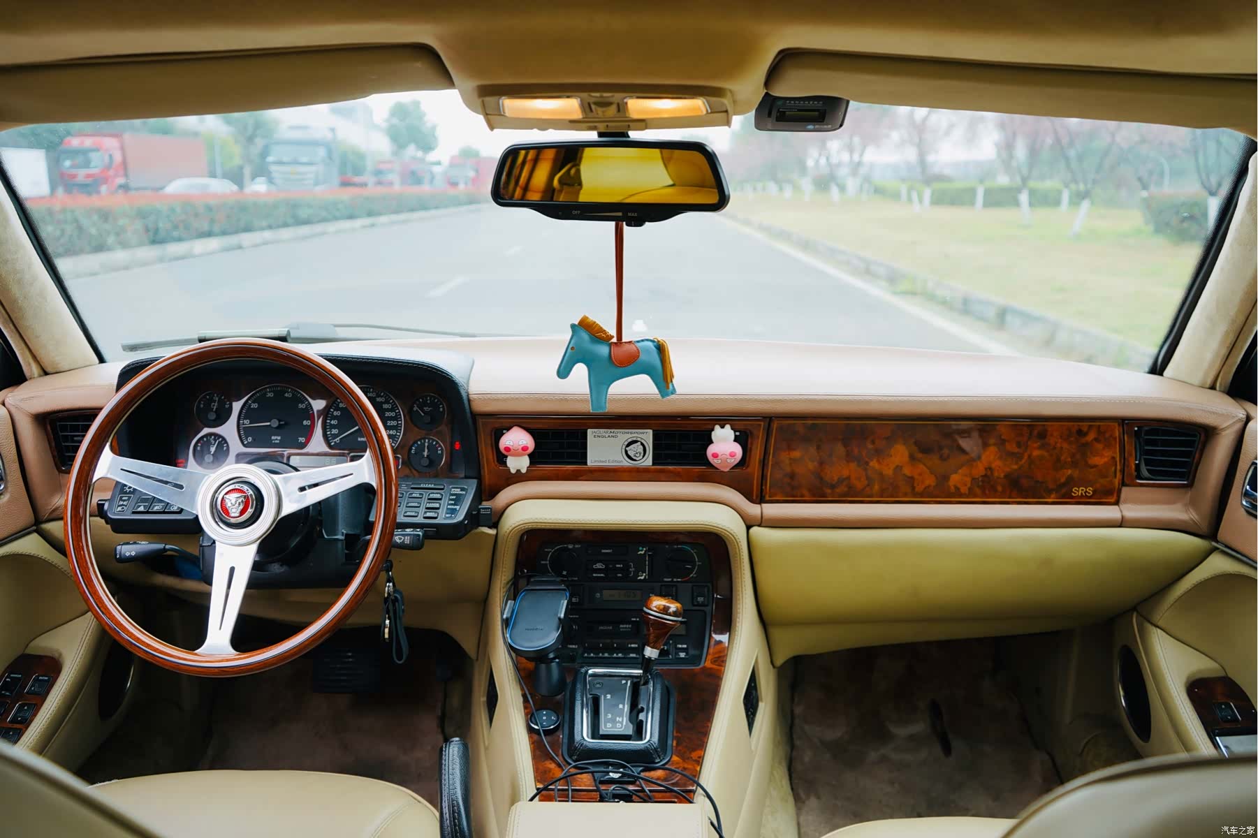 Jaguar XJ, 1994 14