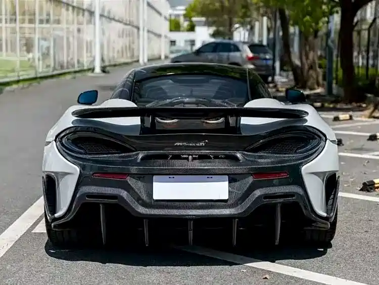 McLaren 570