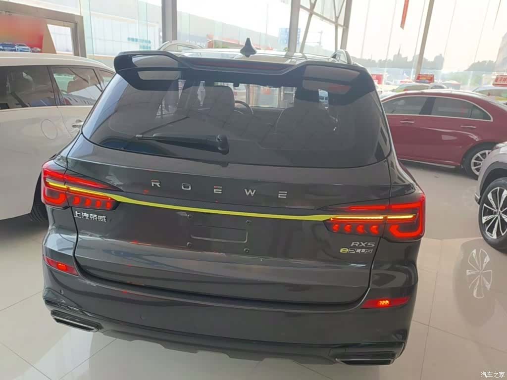 Roewe RX5, 2022 6