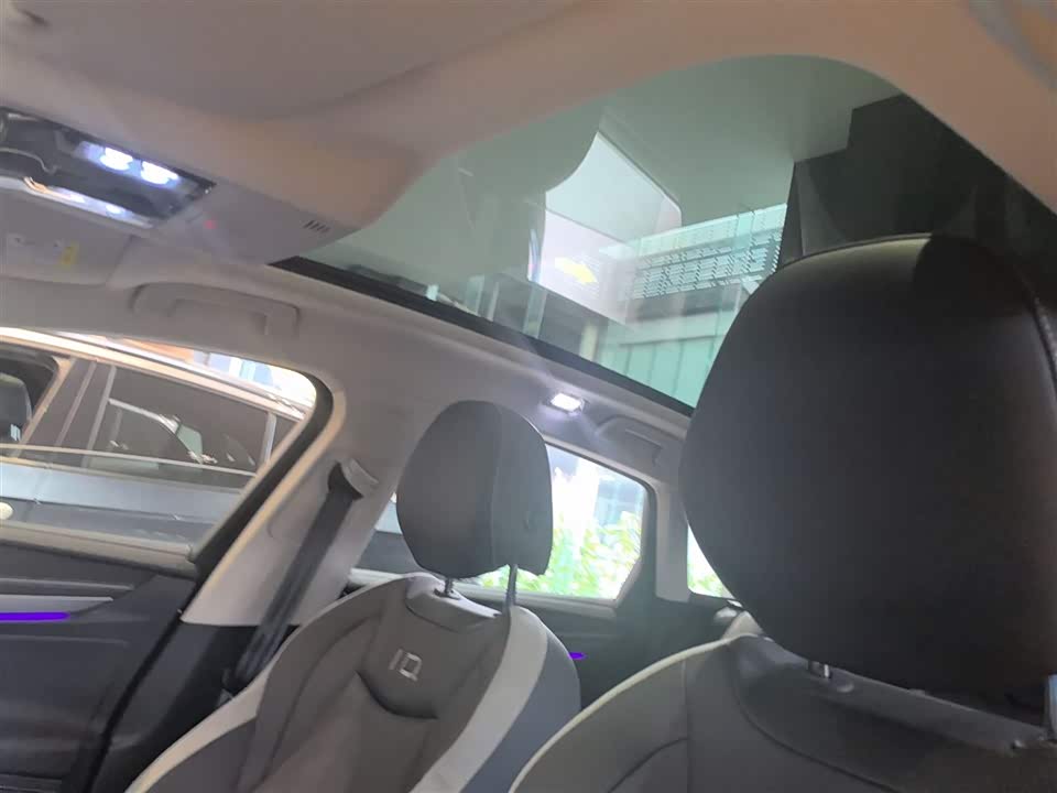 Volkswagen ID.7 VIZZION