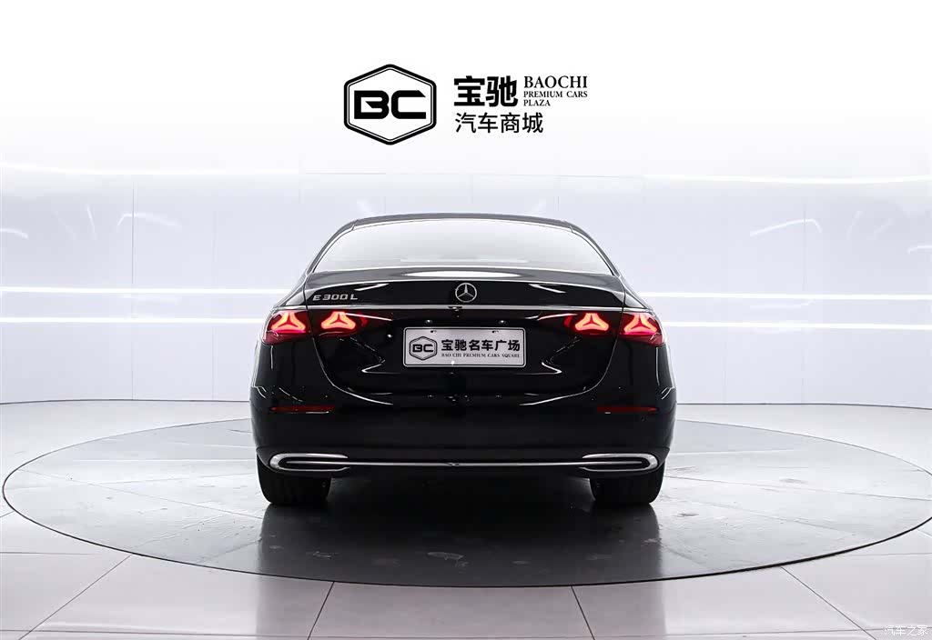 Mercedes-Benz E-Class, 2024 4