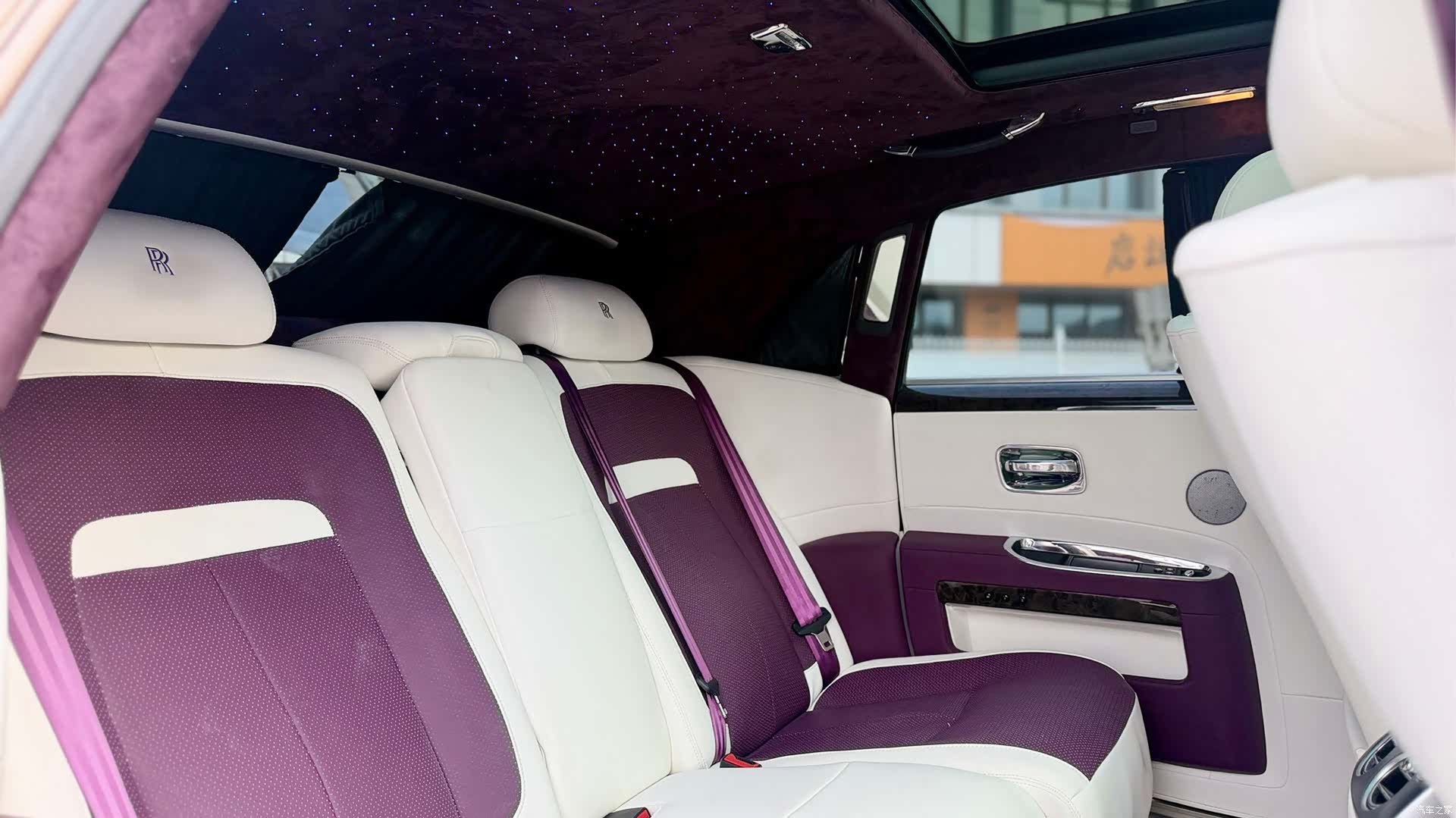 Rolls-Royce Ghost, 2011 10