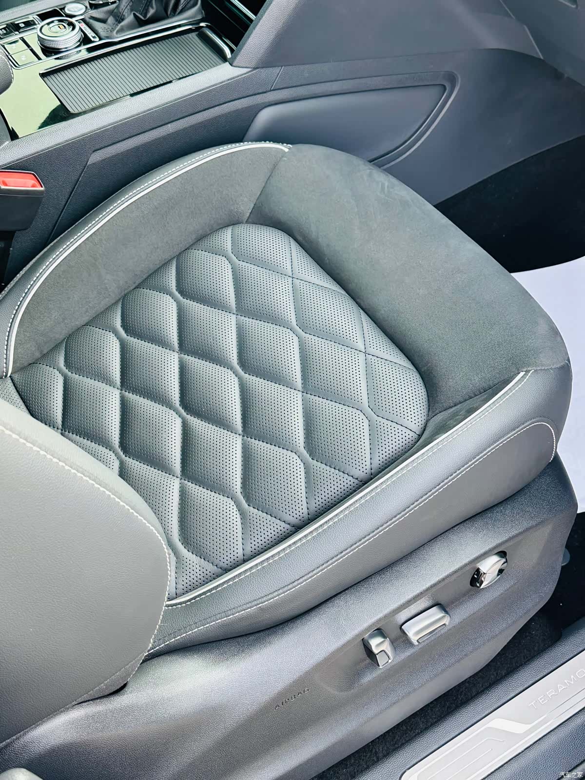 Volkswagen Teramont X, 2020 22
