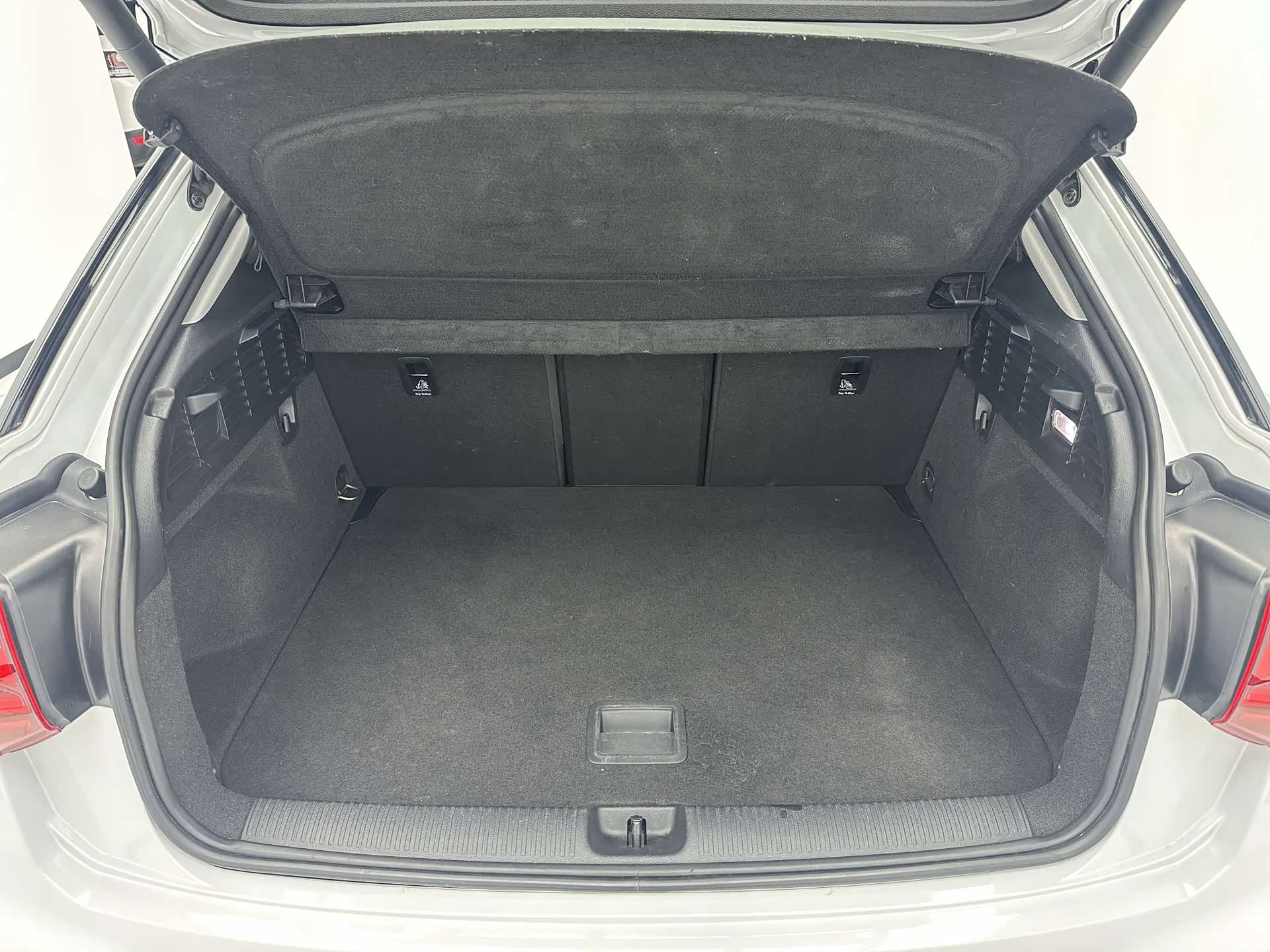 Audi Q2L, 2022 18