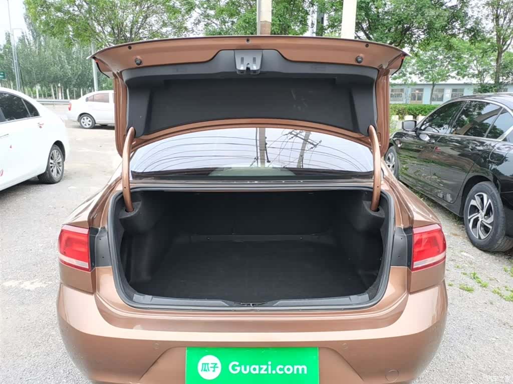 Volkswagen Lamando, 2017 19