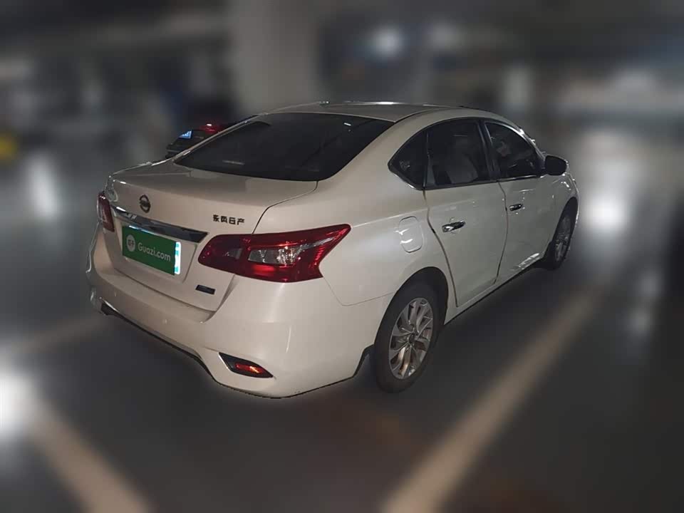 Nissan Xuan Yi