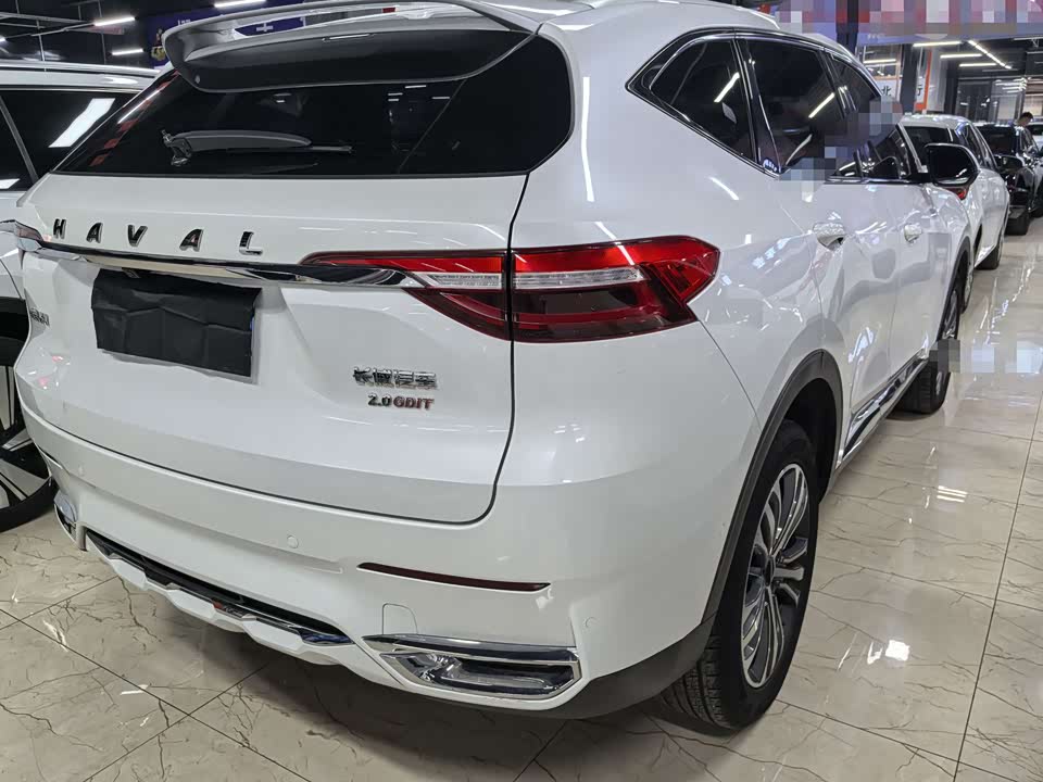 Haval F7